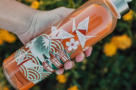 Compra botellas personalizadas baratas