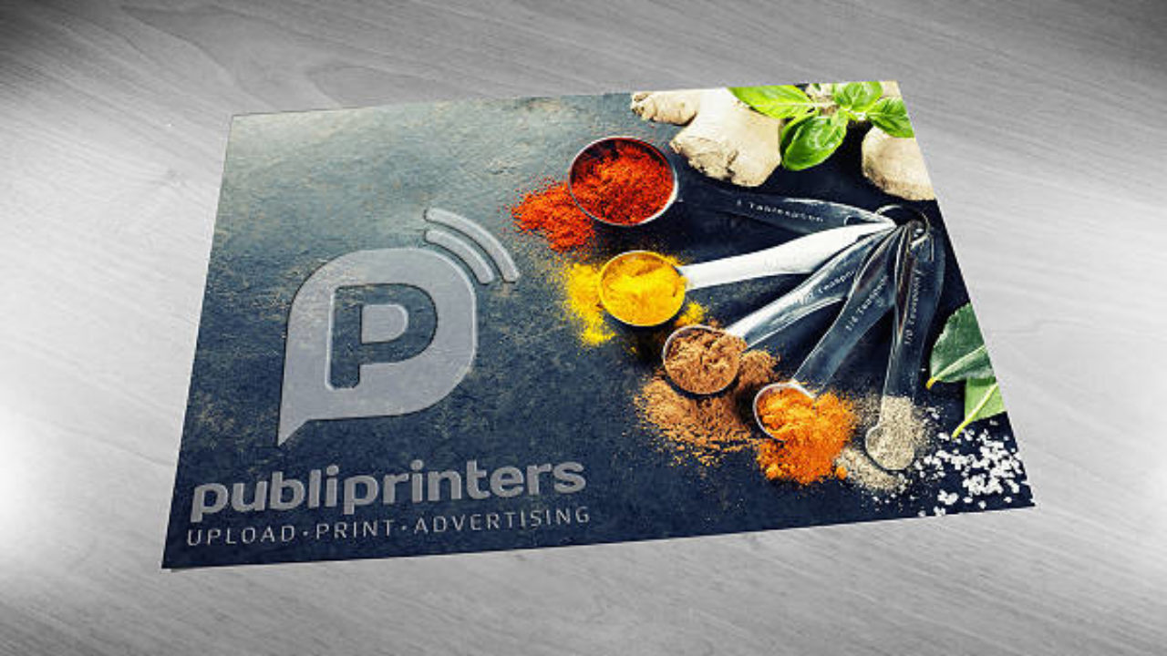 Imprimir manteles de papel para restaurantes.